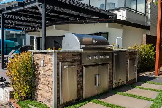 Outdoor Kitchen Construction